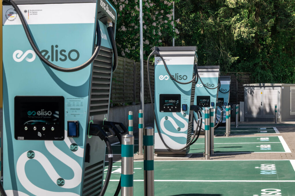 Expanding Fast-Charging Infrastructure in Germany