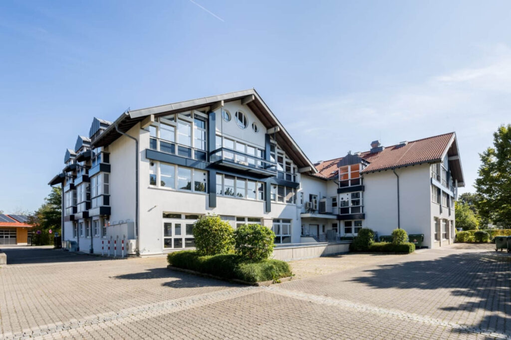 Investing in the Future: BREEAM-Certified Lab and Office Space Near Munich