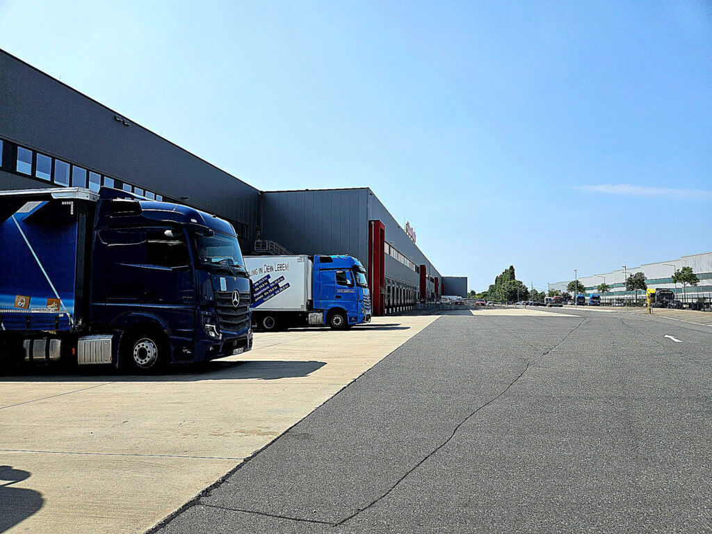 TA Europe advises Ares on €300 million logistics portfolio acquisition from Blackstone