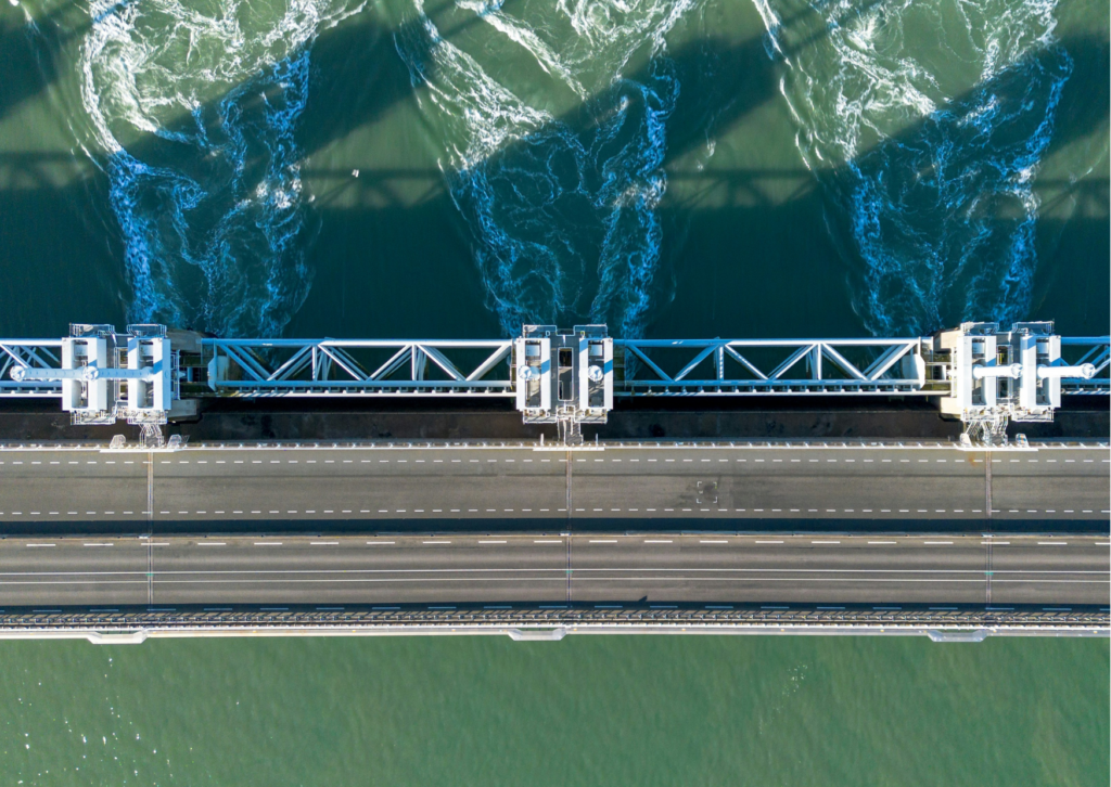 IJmuiden Sea Lock: Technical Advisory in a Secondary Market Transaction