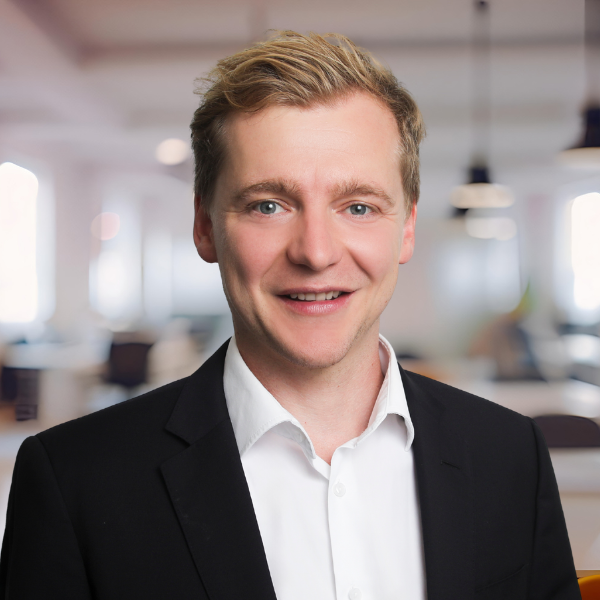 Dr. Eric Spinnräker